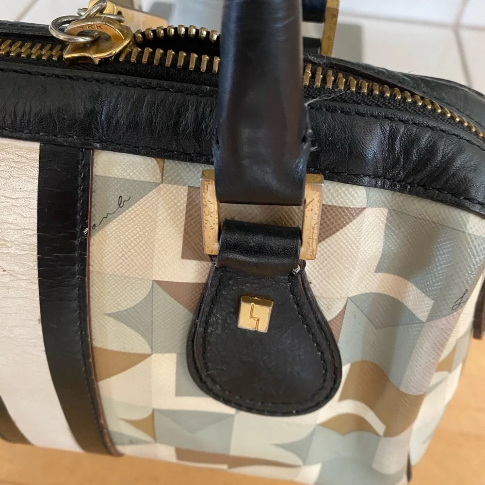 L.A.M.B Gwen Stefani Satchel Small Bag Leather,PVC,Geometric, Gold Hardware - Picture 4 of 16